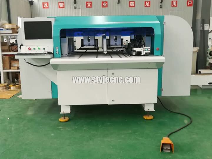 全自動數(shù)控木工鉆孔開槽機