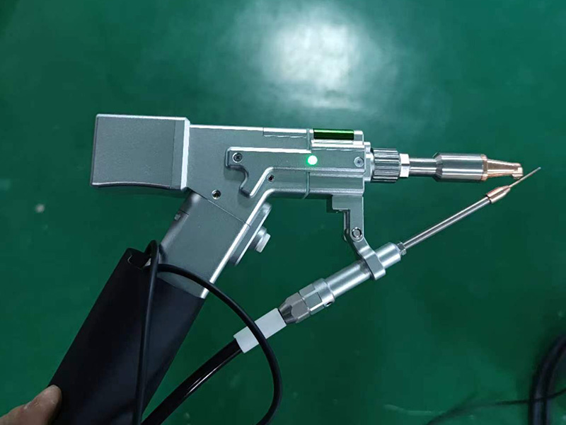 三合一手持式激光焊接、清洗、切割機(jī)