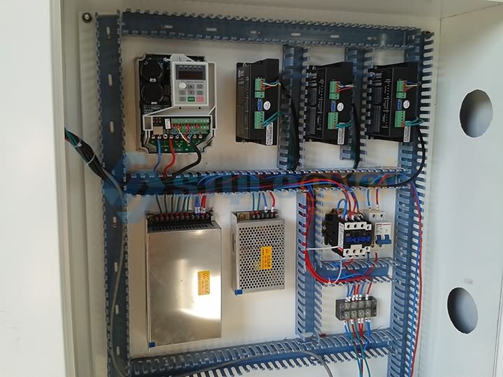 數(shù)控金屬雕刻機(jī)電機(jī)