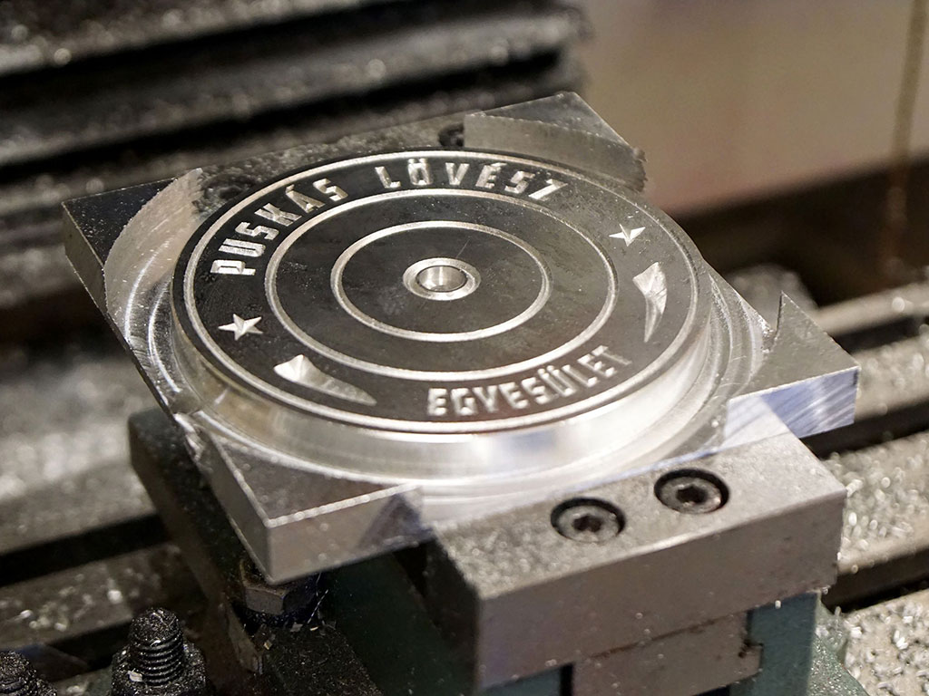 數(shù)控金屬雕刻機(jī)，適用于鐵、黃銅、銅、鋼