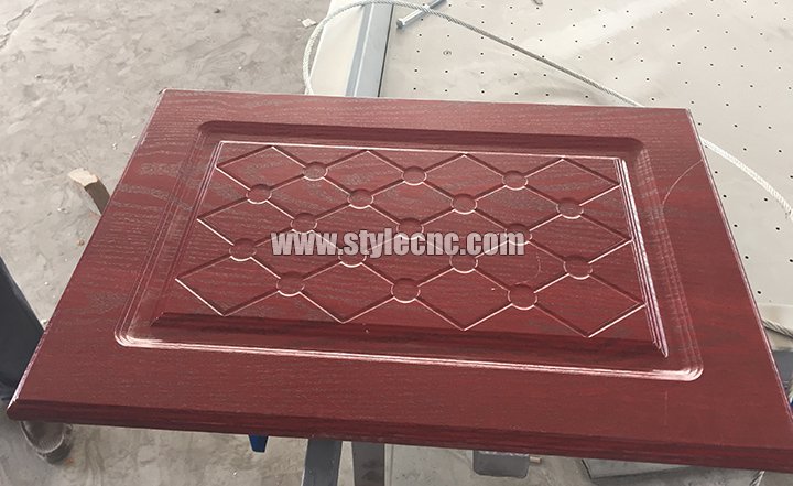 木工數(shù)控定制櫥柜門(mén)制作機(jī)