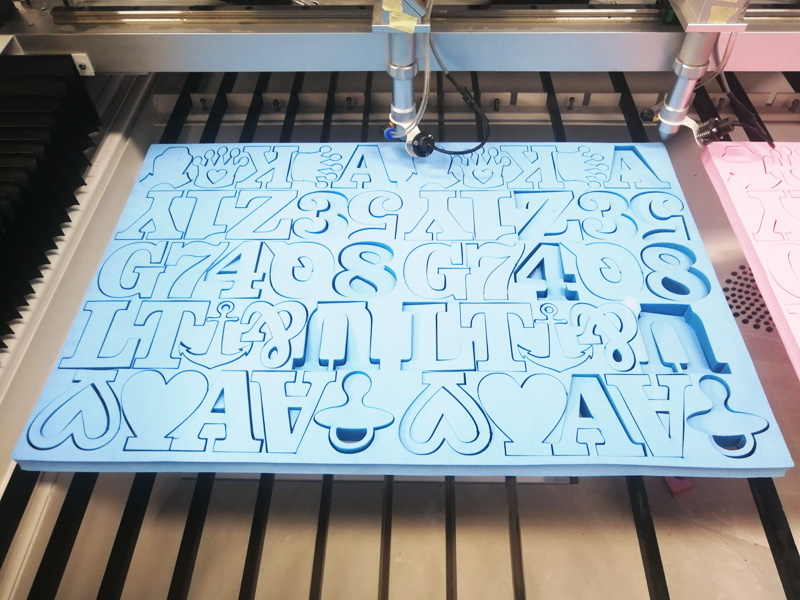 150W CO2 美國激光切割 EVA 泡沫項(xiàng)目 150W CO2 美國激光切割 EVA 泡沫項(xiàng)目