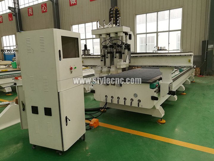 氣動自動換刀數(shù)控銑床 氣動自動換刀數(shù)控銑床