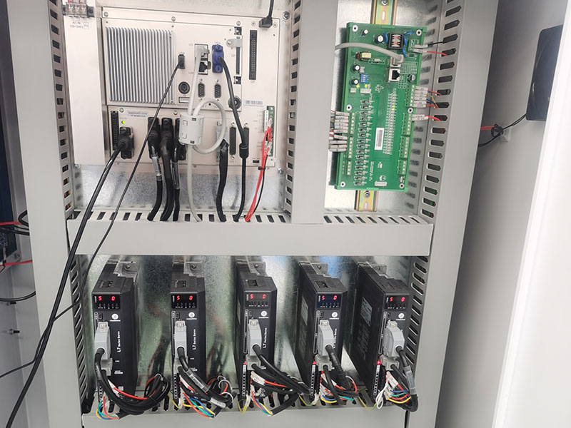 工業(yè)級 4x8數(shù)控木門雕刻機