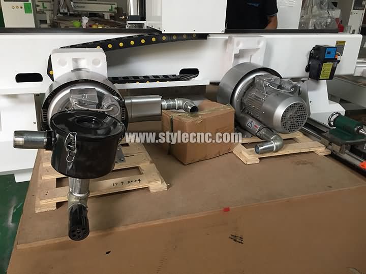 三頭數(shù)控銑床氣泵