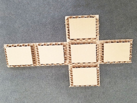 工業(yè)數(shù)控紙箱切割機(jī) 工業(yè)數(shù)控紙箱切割機(jī)