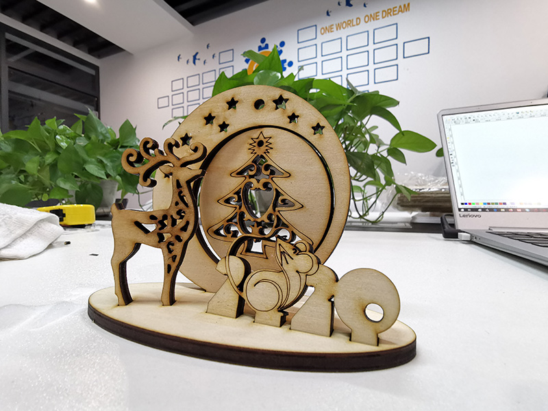激光切割3D木制圣誕飾品