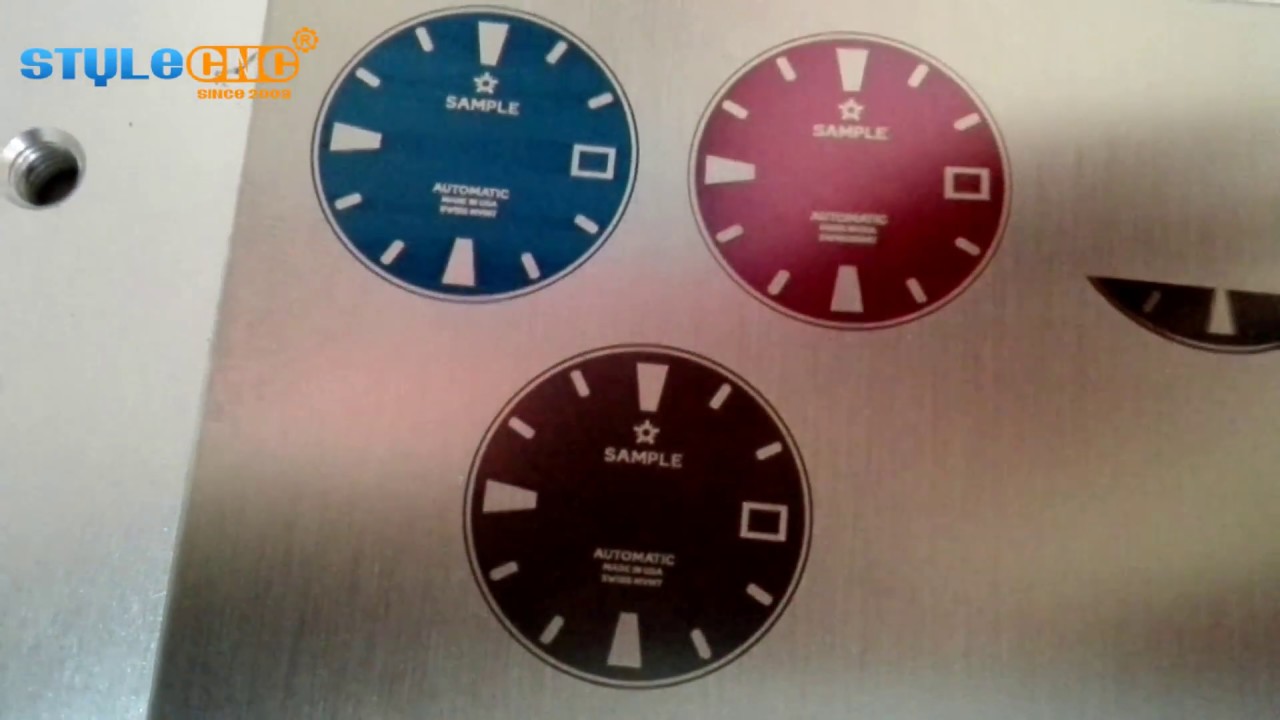 經(jīng)濟(jì)實(shí)惠的光纖激光雕刻機(jī)，用于彩色標(biāo)記